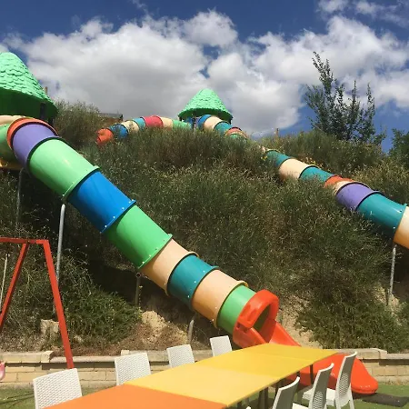 Colle Dei Falchi 컨트리하우스 페르모